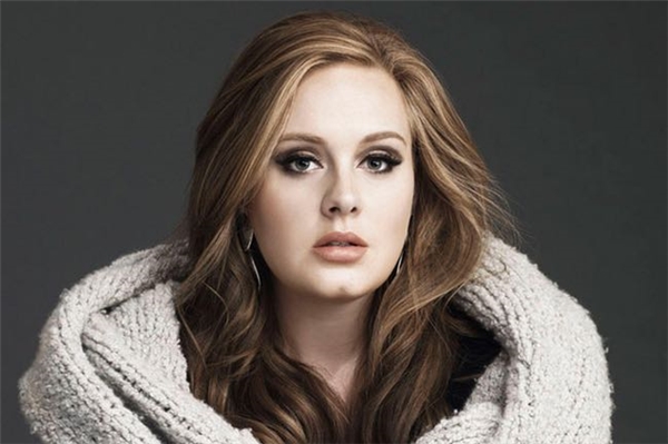 3. Họa mi nước Anh Adele sở hữu số tài sản 80,5 triệu USD (khỏang 1.851 tỉ đồng).