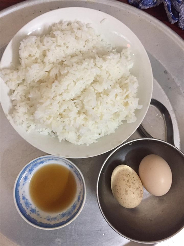 mam com o cu me chong nau khien co con dau "khoc khong ra nuoc mat" - 6