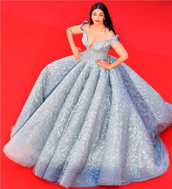 |
Nữ hoàng thảm đỏ Cannes 2017 Aishwarya Rai. (Ảnh: Internet)