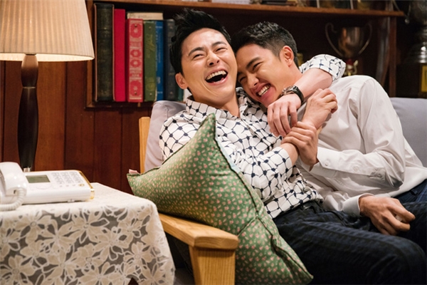 Trong năm 2017, “cậu em của Jo Jung Suk” lại tiếp tục chuyên tâm vào con đường diễn xuất của mình khi có tới 3 tác phẩm điện ảnh sẽ ra mắt. Đó là With God, Room 7 và phim hoạt hình The Underdog với vai trò lồng tiếng. Trong năm 2017, “cậu em của Jo Jung Suk” lại tiếp tục chuyên tâm vào con đường diễn xuất của mình khi có tới 3 tác phẩm điện ảnh sẽ ra mắt. Đó là With God, Room 7 và phim hoạt hình The Underdog với vai trò lồng tiếng.