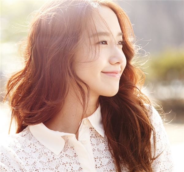 Màu tóc "truyền thống" thường được Yoona sử dụng là nâu hoặc đen. Màu tóc "truyền thống" thường được Yoona sử dụng là nâu hoặc đen.