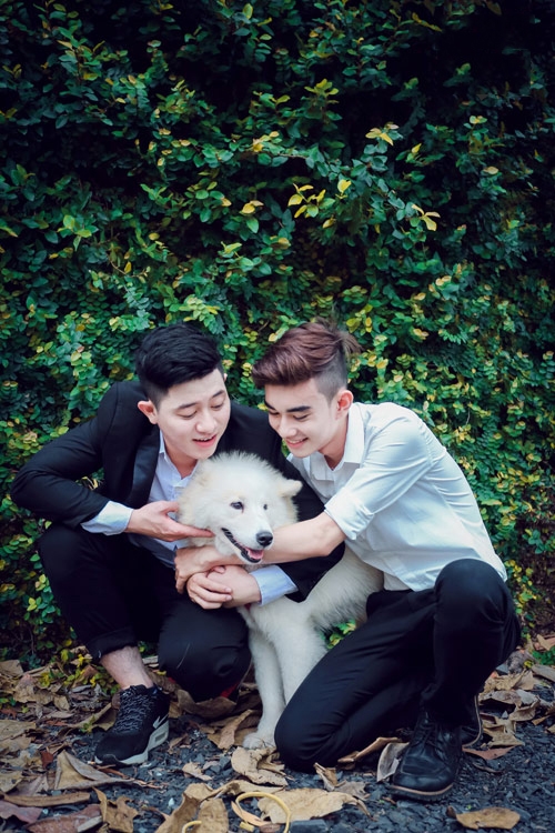 Những người trong cộng đồng LGBT hẳn không còn xa lạ với chuyện tình đẹp của Nguyễn Ngọc Thức sinh năm 1997 và Nguyễn Phúc Trương 1995.