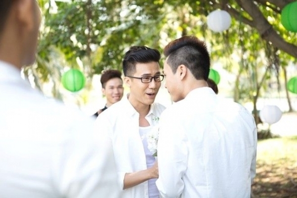 Lê Việt đã khiến nhiều người không khỏi bất ngờ khi công khai người yêu đồng tính của mình.