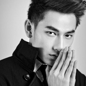 ISAAC: Tin tức hậu trường, scandal MỚI NHẤT về Isaac (nhóm 365)
