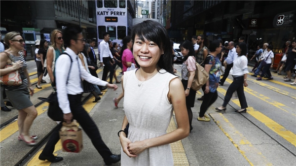 Celine, 26 tuổi là một gia sư ở Hồng Kông, không ngại người khác biết mình làm nghề "bạn gái bán thời gian". 