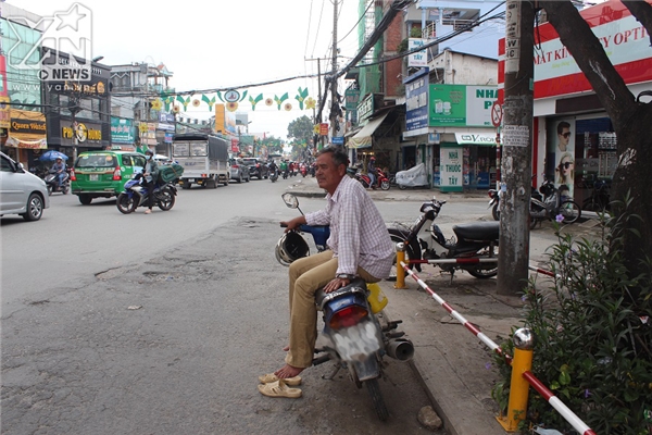 Hình ảnh những bác xe ôm truyền thống trên đường phố Sài Gòn