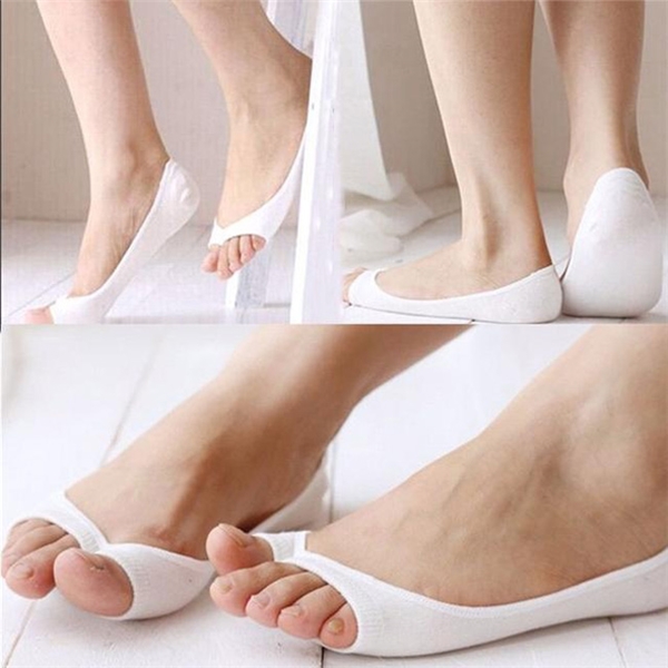  Đây sẽ là chọn lựa dành cho các đôi sandals hở ngón chân.