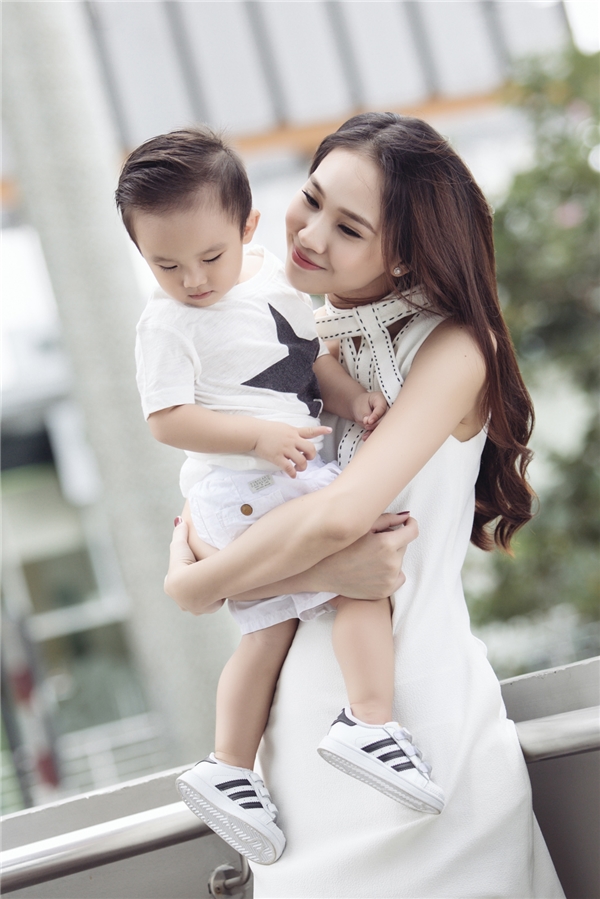 Nhung my nhan Viet bi nguoi yeu ruong bo luc dang mang thai