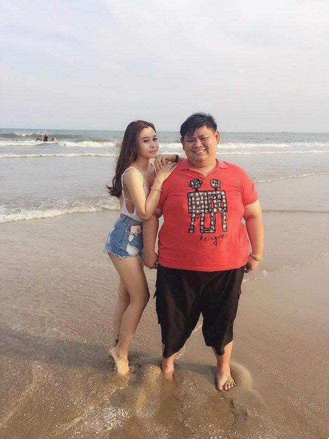 Cặp đôi Việt người đẹp và quái thú bất ngờ được báo nước ngoài khen ngợi