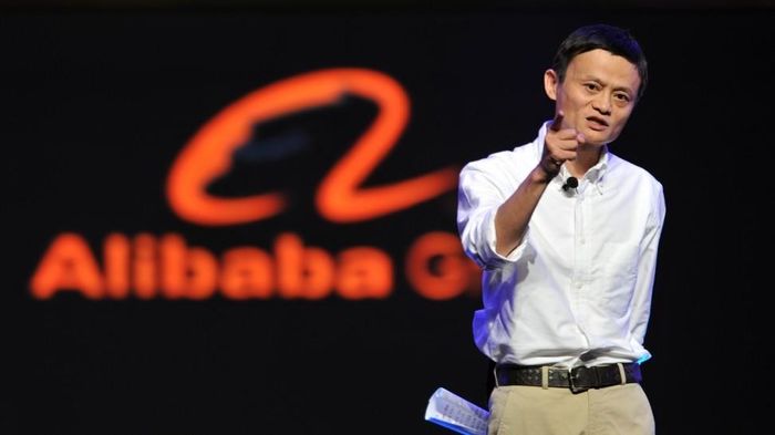 
Alibaba trở thành trang thương mại điện tử lớn hàng đầu Trung Quốc, đưa Jack Ma trở thành tỷ phú giàu có và quyền lực