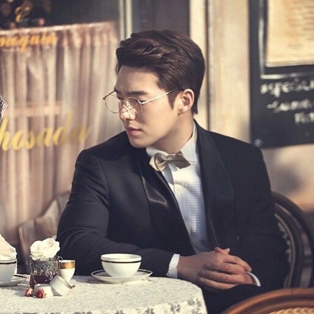 Đây là chàng phi công đẹp trai nhất Châu Á - Ohman