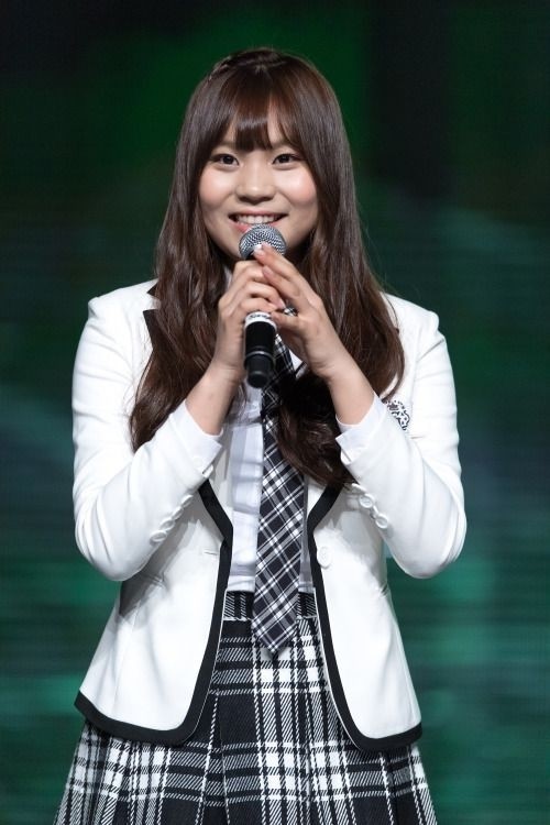 Idol Kpop cùng bị chê xấu: Người lột xác, người tổn thương đến trầm cảm Idol Kpop cùng bị chê xấu: Người lột xác, người tổn thương đến trầm cảm