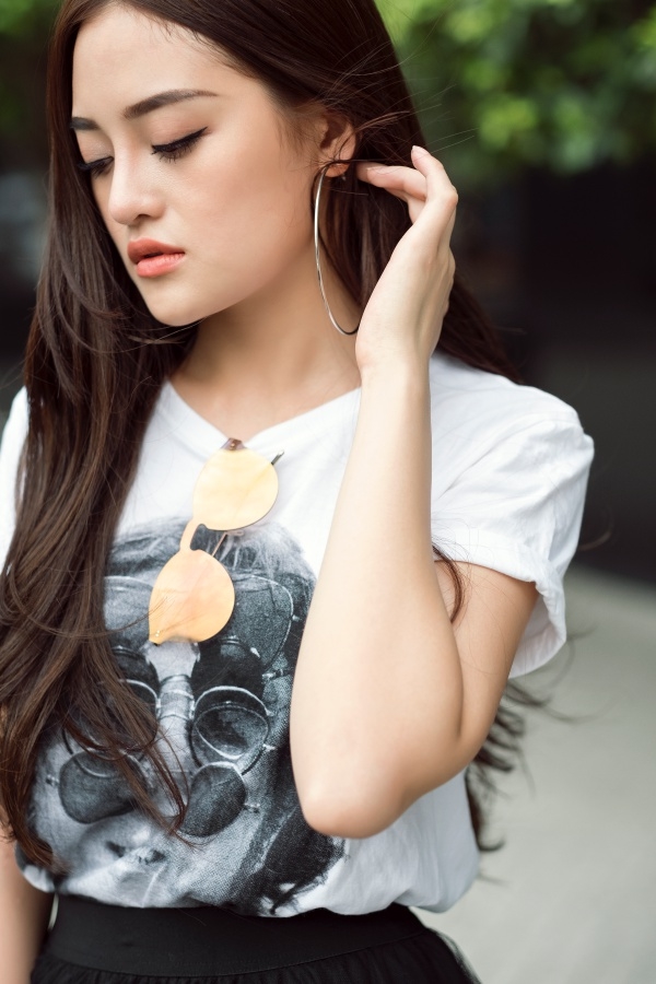 Người yêu tin đồn Karik - Thuỳ Anh: Tủ đồ của tôi có hơn phân nửa đồ con trai Người yêu tin đồn Karik - Thuỳ Anh: Tủ đồ của tôi có hơn phân nửa đồ con trai
