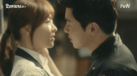 6 bậc thầy hôn hít trên màn ảnh Hàn: Thách ai vượt mặt Park Seo Joon về độ nóng bỏng đấy! - Ảnh 17.