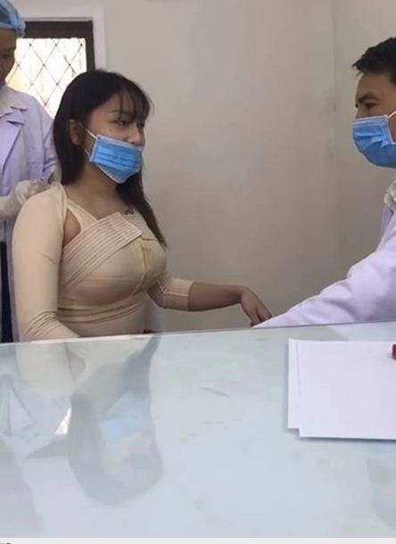 
Kiều Anh Hera thực hiện phẫu thuật mặt và vòng 1.