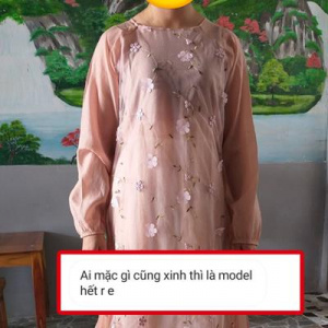Mua áo dài online, cô gái nhận về sản phẩm "chán không buồn mặc"