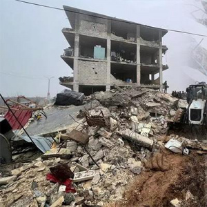 Tình mẫu tử trong thảm họa động đất ở Syria: Sự sống vẫn nảy mầm