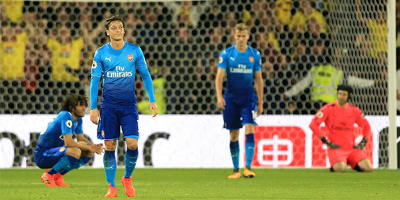 Với Arsenal, Mesut Oezil chỉ còn là nỗi thất vọng vô bờ
