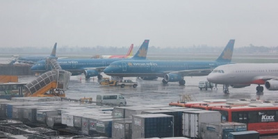 Hàng loạt chuyến bay bị hủy do bão số 16 bão Tembin