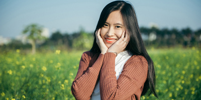 Giới trẻ Hà Nội lại "phát cuồng" trước cánh đồng hoa cải đẹp như trong phim Hàn