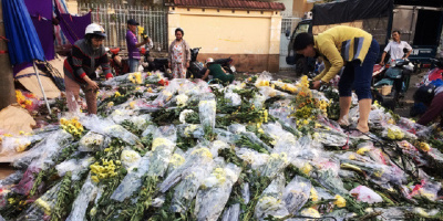 Chợ hoa sỉ lớn nhất Sài Gòn “vỡ trận”