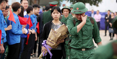 Hà Nội: Những hình ảnh xúc động ngày tiễn tân binh lên đường nhập ngũ