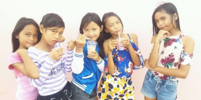 Ponytail Girl nhóm nhạc 4 cô gái mang phong cách "tự dìm" đang khuynh đảo CĐM Việt Nam là ai?