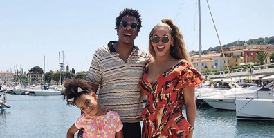 Beyoncé và Jay Z đi nghỉ mát trên du thuyền có giá... trăm triệu đô