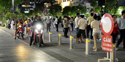 Nóng: TP.HCM cấm xe đi vào đường Nguyễn Huệ để tổ chức xem trận đấu Olympic VN - Olympic HQ