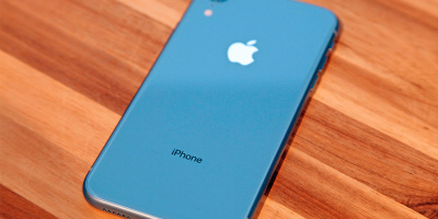 Điều hiếm thấy trong lịch sử Apple: iPhone vừa ra mắt được.... GIẢM GIÁ!