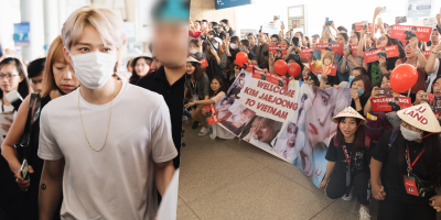 "Hoàng tử" Kim Jae Joong khiến fan vỡ oà khi đến Việt Nam sau nhiều năm vắng bóng