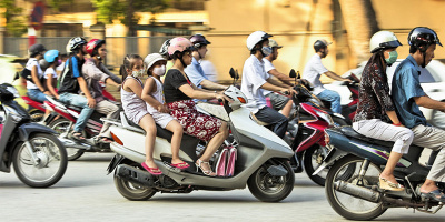 Quy định mới: Xe gắn máy đi trên đường bộ tốc độ không được quá 40km/h