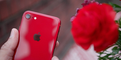 Lộ diện hình ảnh iPhone 9: Thiết kế giống iPhone 8, có sạc không dây
