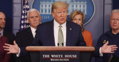 Tổng thống Donald Trump đề xuất hỗ trợ mỗi người Mỹ 1.000 USD