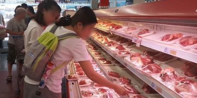 Giá thịt heo leo thang chóng mặt, có nơi lên đến 280.000 đồng/kg