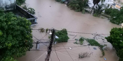 Quảng Ninh: Mưa lớn suốt đêm gây sạt lở đất và ngập nặng