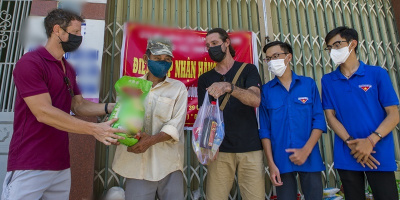 Người nước ngoài ở Đà Nẵng chung tay ủng hộ các hoàn cảnh khó khăn
