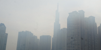 Sương mù bao phủ TP. Hồ Chí Minh, chuyên gia khuyên hạn chế ra đường