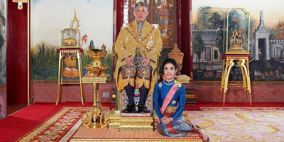Hoàng quý phi Thái Lan bị tung ảnh "nóng", mọi chú ý dồn về Hoàng hậu