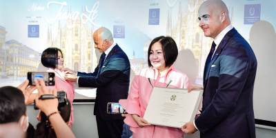Bà Trang Lê được trao tặng Huân chương Công trạng của Chính phủ Ý