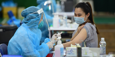 Lô vaccine AstraZeneca lớn nhất thuộc gói 30 triệu liều đã về Việt Nam