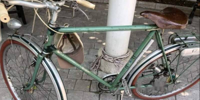 Dàn xe cổ hiếm có tại Việt Nam: Xe đạp cũ cũng có giá hơn cả xe ga xịn