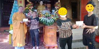 Mẹ nữ sinh vụ việc ở Thanh Hóa cầm tiền ủng hộ chia cho người khó khăn