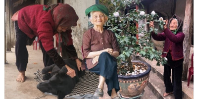 Cụ bà 108 tuổi vẫn "vượt tường" đi chơi, chỉ mê uống nước tăng lực