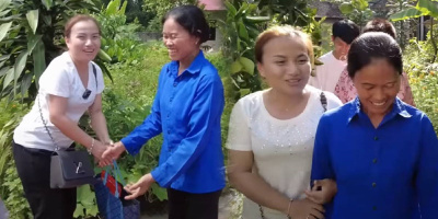 Vừa về VN, Quỳnh Trần liên tiếp ghé thăm các YouTuber nổi tiếng