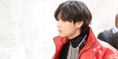Màn đi trời Âu một mình dự sự kiện Celine đầy sóng gió của V (BTS)