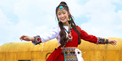 Không chỉ xinh đẹp Hoa khôi nhí gốc Cần Thơ còn có đủ tài lẻ