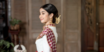 Bộ ảnh mới khoe vẻ đẹp cực phẩm của tiểu công chúa Campuchia
