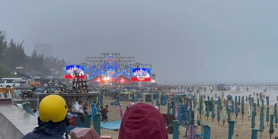 Đại nhạc hội EDM Vũng Tàu gặp mưa lớn: Khán giả nháo nhác tìm chỗ trú