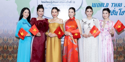 Dàn hậu Sen Vàng đổ bộ thảm đỏ khai mạc Thaisilk Fashion Week